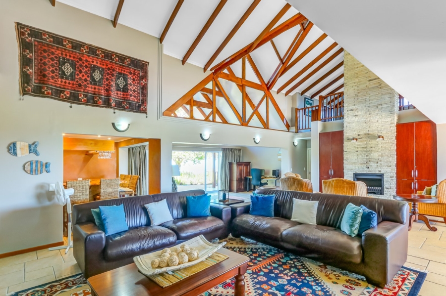 4 Bedroom Property for Sale in Pezula Golf Estate Western Cape